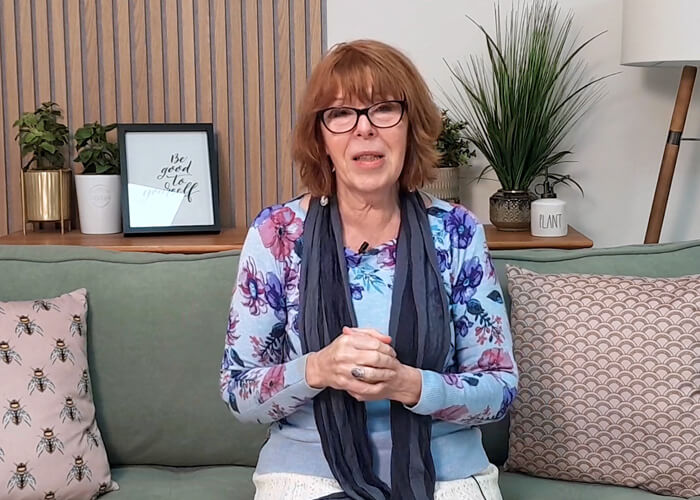Dry and itchy eyes in perimenopause and menopause