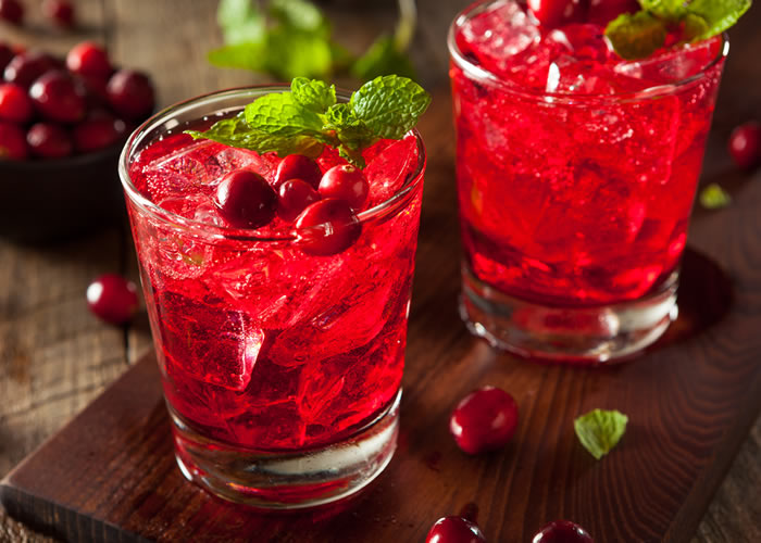 Cranberry juice for female health – how can it help?