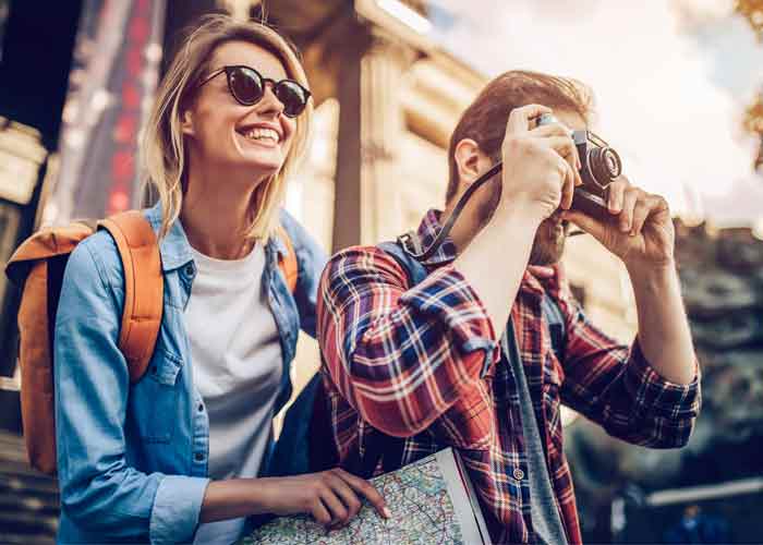 5 simple tips to avoid dry eyes when traveling