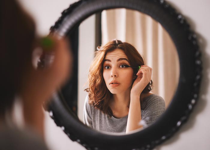 8 bad habits that could be damaging your eyes