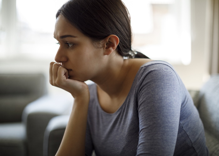 What are the warning signs of IBS?