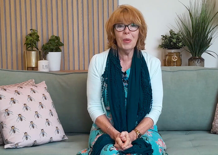 How long do post-menopause symptoms last?