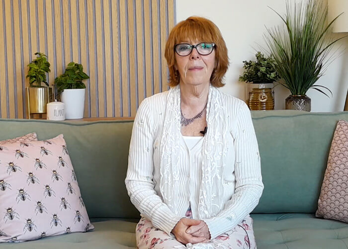 Throat problems during perimenopause and menopause