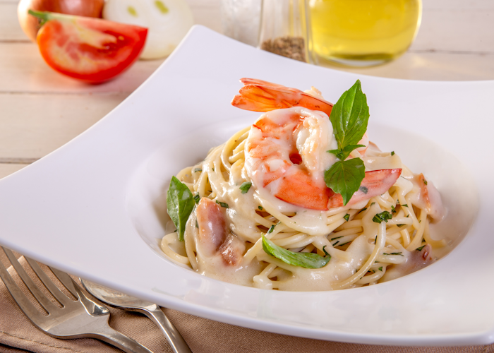 Creamy Squid & Prawn Linguine 